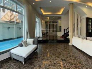 Cho thuê villa có hồ bơi khu vip  lạc long quân kinh doanh hoặc ở.