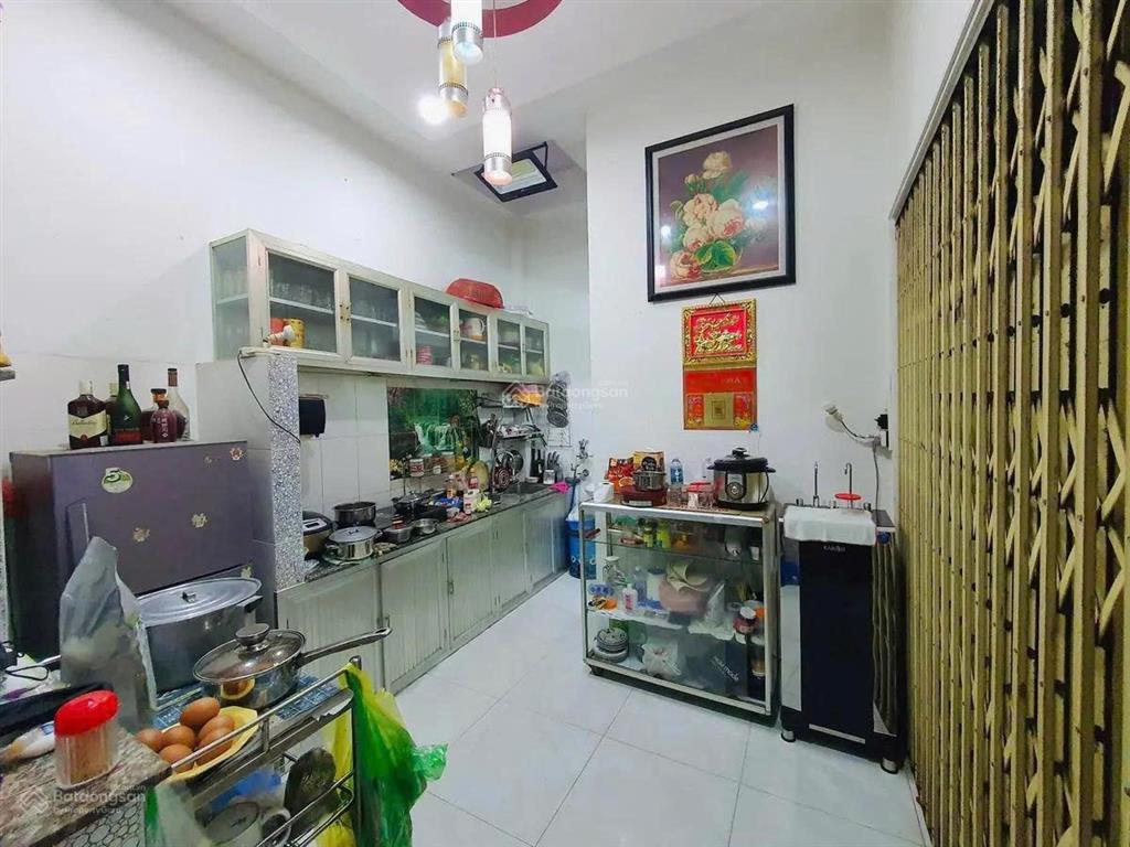 Bán nhà hxt trịnh đình trọng 3t btct  có dòng tiền 250tr/năm, q. tân phú  chỉ 10 tỷ