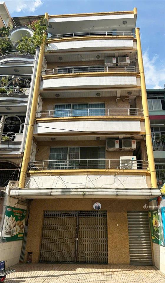 Siêu phẩm mt ngô quyền, quận 5 dt 8x17m nhà 5 tầng có tm sẵn hđt120trđ giá40 tỷ