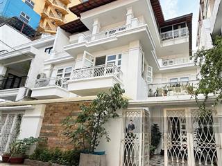 Bán biệt thự góc 2mt thành thái, quận 10  dt11x25m  nhà 3 tầng mới đẹp  hđt100trđ  giá 45 tỷ