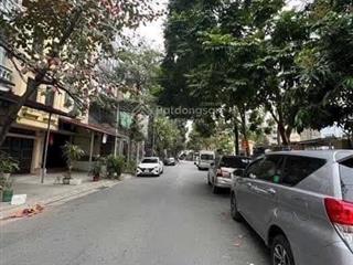 Nguyễn cao 40m4 tầngmặt tiền 7mgiá 9,5 tỷphân lôô tô vào nhà