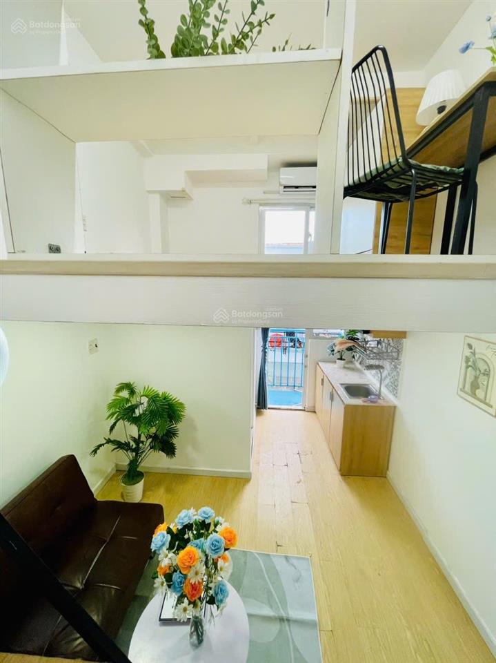 Cho thuê căn phòng view sài gòn cực đẹp gác bancol kế rmit, him lam, sunrise city, quận 7 kế quận 4