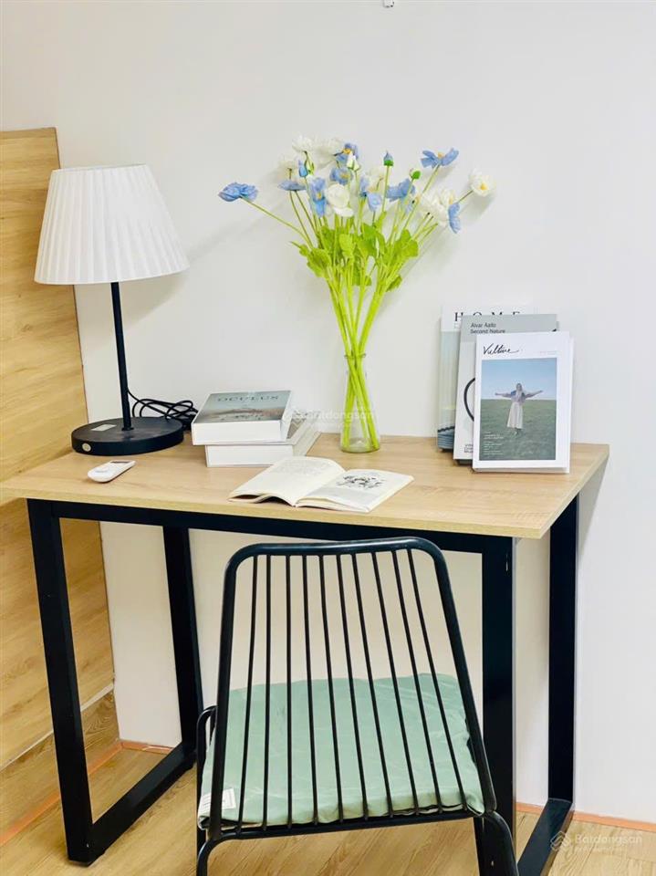 Cho thuê căn phòng view sài gòn cực đẹp gác bancol kế rmit, him lam, sunrise city, quận 7 kế quận 4