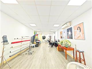 Còn duy nhất 1 sàn hoàng văn thái 100m2, 15tr/th view full kính free dịch vụ hầm xe rộng