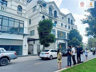 Bán nhanh, shophouse 5 tầng san hô 16, đối diện chung cư. giá 13 tỷ