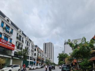 Hot bán shophouse dòng tiền ngay  100.4m2 cc bluestar trâu quỳ gia lâm đông dân. chính chủ