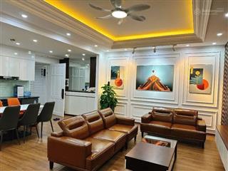 Cần bán căn hộ góc 3pn, 2 ban công, view hồ công viên cực đẹp c14 bắc hà, tố hữu