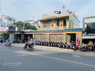 Bán nhà mặt tiền nơ trang long giá ngộp bank rẻ hơn giá hẻm, dt (15m x 52m), có hđt