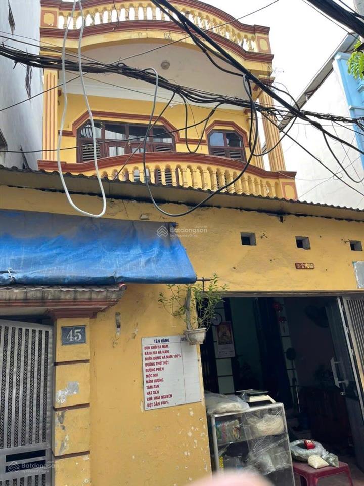 Nhà tây hồ trung tâm cực hiếm 62m, 3 tầng, oto qua nhà, thuận tiện cho kinh doanh, cho thuê!