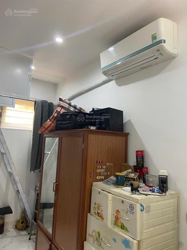 Bán nhà xuân la chỉ 3.5 tỷ có ngay 33m2, mặt tiền 6m, 3 tầng, cách 1 nhà ra ô tô