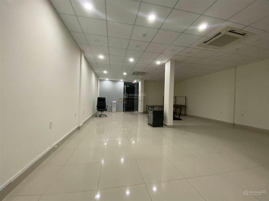 Tòa nhà 2 mặt tiền 7 tầng nguyễn thái sơn . p4 gò vấp.dt 7,5 x26. hdt 120 triệu. giá 28ty tl