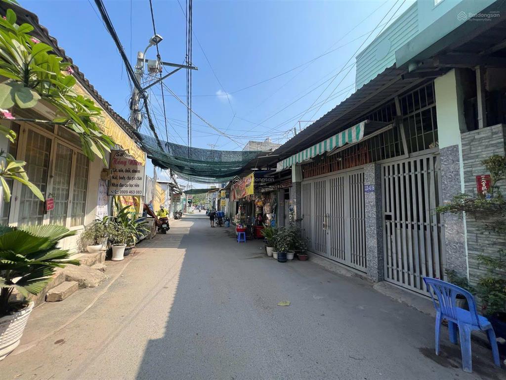 Bán gấp nhà 2 tầng  hxh sát tttm giga mall pvđ  ngang 4.5m  p. hiệp bình chánh  nhỉnh 5 tỷ (tl)