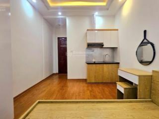 Nh.à phố quan hoa, 5 tầng, 8 ngủ, vài bước ra phố quan hoa, dt 38m2 giá 9,8 tỷ, lãi vài trăm triệu