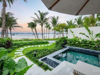 Bán biệt thự mặt biển grand halong villas, chỉ 35ty ,215m2