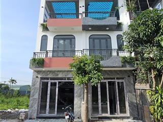 Bán nhà mới 1t2l 4x17.5m hoàn công, đường n1 kdc lê phong bình chuẩn 1, full nội thất
