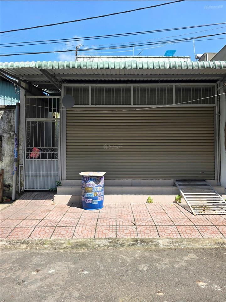 Bán nhà cấp 4 (6.3x16m), đường số 1 kdc sóng thần 2, đang thu 8tr/th