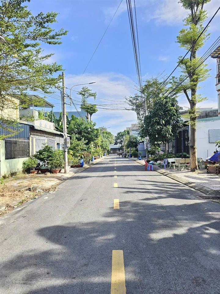 Bán đất 5x27.4m, đường n9 kdc đất mới p. tân bình gần chợ thông dụng