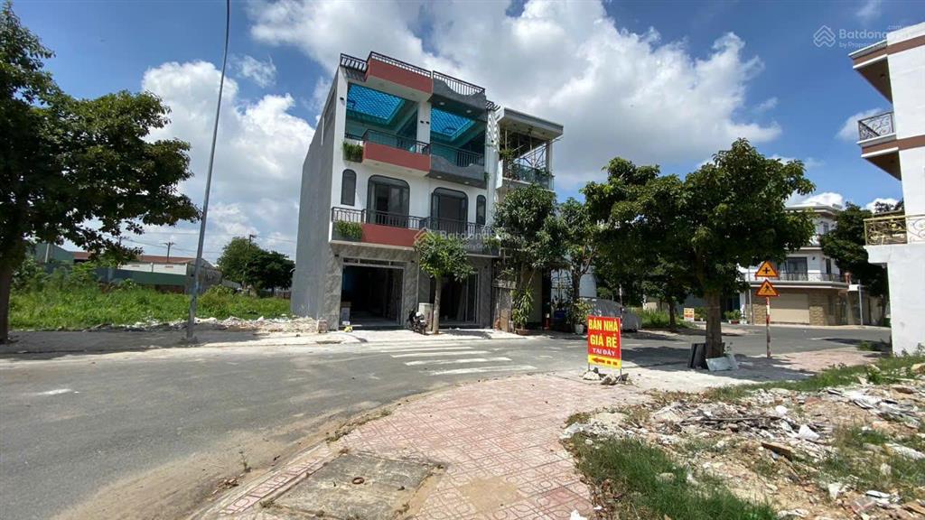 Bán đất 4x16m, đường n1 kdc lê phong bình chuẩn 1 p. bình chuẩn