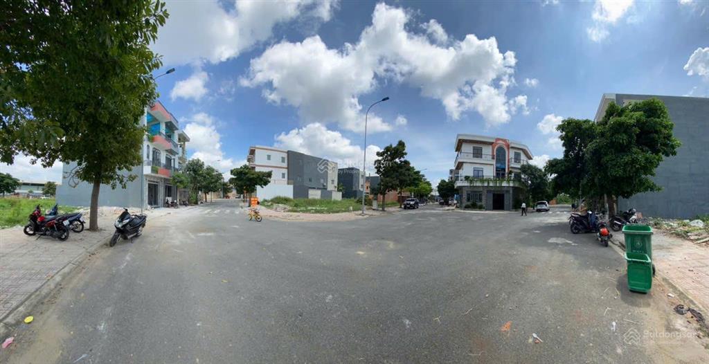 Bán đất 4x16m, đường n1 kdc lê phong bình chuẩn 1 p. bình chuẩn