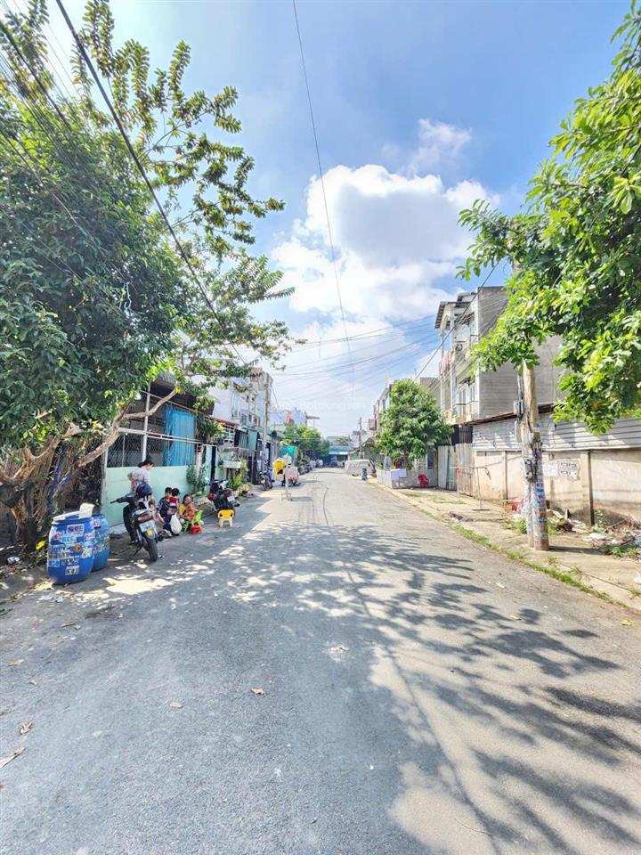 Bán đất 5x20m, gần đường nguyễn tri phương p. an bình gần chợ dĩ an 2