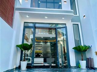 Căn nhà gác lửng, ngay trường đại học lạc hồng
