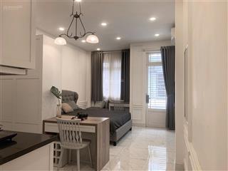Căn hộ dịch vụ quận 4 trên đường khánh hội sát quận 1
