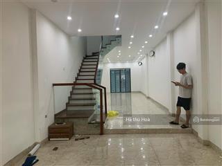 "bt/lk lê trọng tấn 20tr  vừa ở vừa làm, đáp ứng mọi mục đích"  0977 180 ***