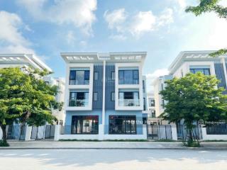 Cho thuê căn an quý villa giá 15tr với s180 m2  xem nhà luôn ạ 0977 180 ***