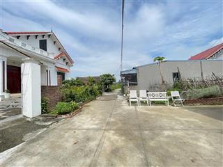 Chào bán lô fo thiên hương sẵn bìa
diện tích 65m2
lô góc hai mặt tiền. đường rộng 3.7m giá 1380