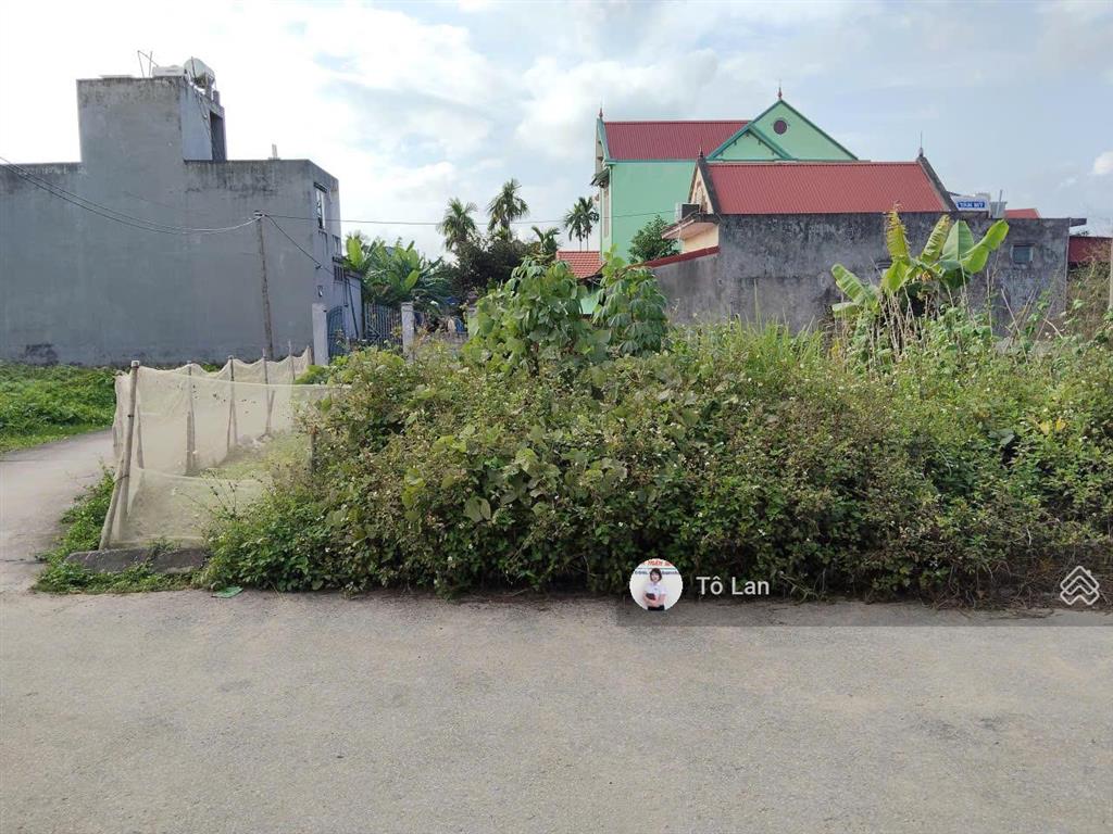 Bán gấp lô góc khu chung cư bính nằm trên trục đường đấu giá bái ngoài giảm 400tr cho kh sang tên