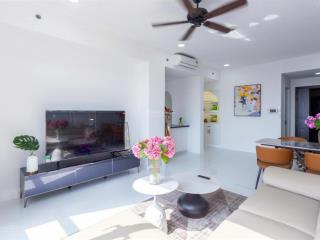 Bán căn hộ chung cư 2pn, 2wc, 106m2 tại sunrise city, nguyễn hữu thọ, tân hưng, q7, 8,7 tỷ vnd