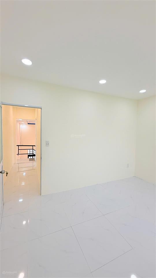 Cần tiền bán gấp 820tr nhà trệt lững 4x15 xuân thới sơn hóc môn