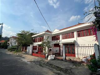 Nhà hxh 12m đường 12  thành phố thủ đức, vuông vức (đẹp)