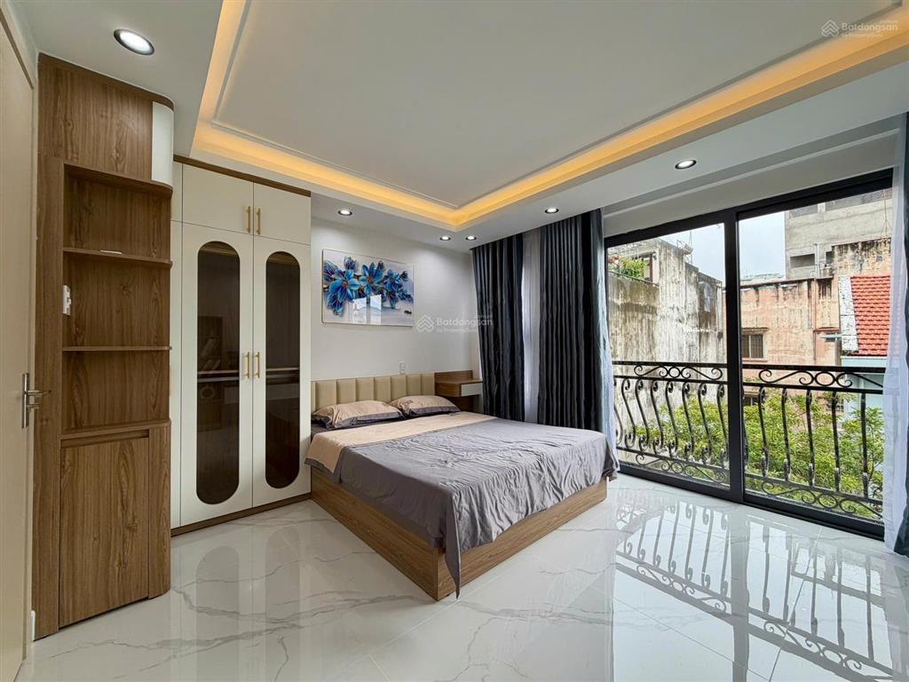 Chính chủ cần bán nhà lê văn sỹ , nhà mới đẹp dọn vào ở ngay