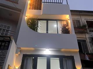 Nhà hẻm xe hơi đặng văn ngữ , nhà mới dọn vào ở ngay , sát sân bay