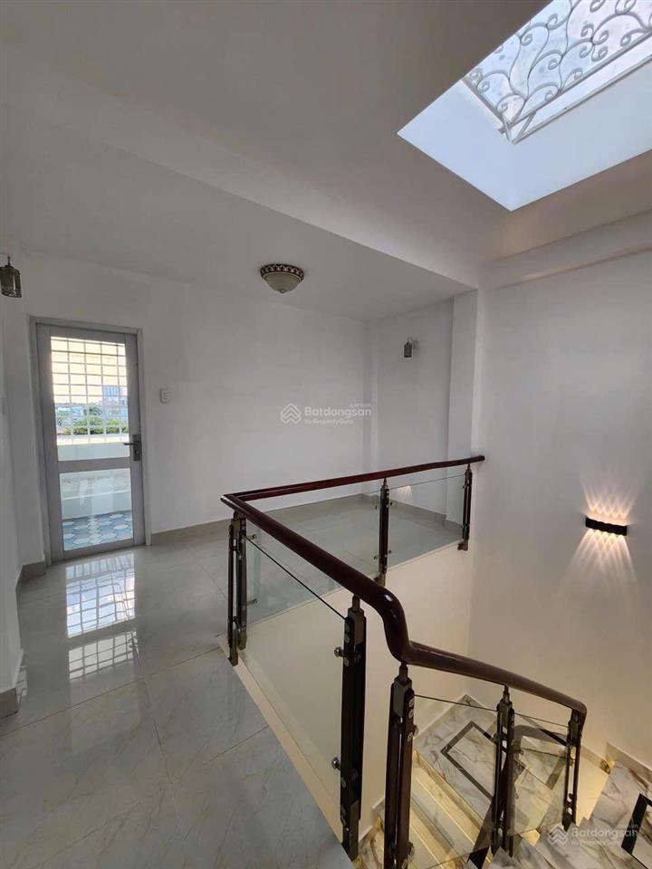 Bán nhà 56mv tại đường huỳnh tấn phát, xã nhà bè. e 0933 573 *** gặp ti để xem nhà và tl với chủ.