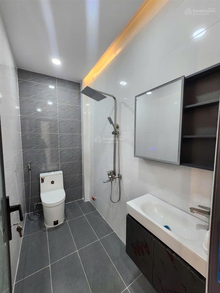 Bán nhà 54,6mv tại đường bùi văn ba  quận 7 cũ. e 0933 573 *** gặp ti để xem nhà và tl với chủ.