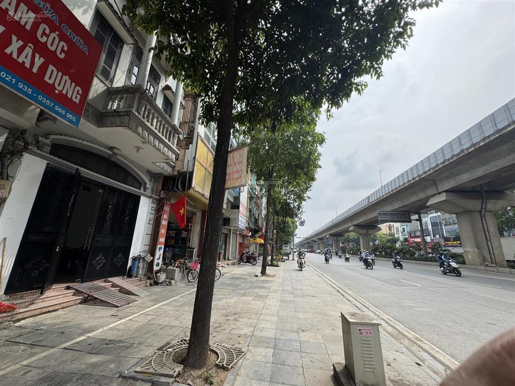 Gấp! bán nhà mặt phố quang trung hà đông, mặt tiền rộng, vị trí đẹp