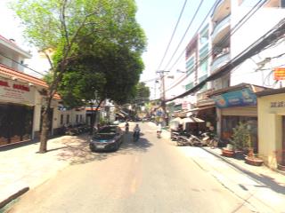 Bán nhà quận 10  vòng xoay dân chủ  5 tầng  37m2  hẻm 4m  khu an ninh  nhỉnh 4 tỷ