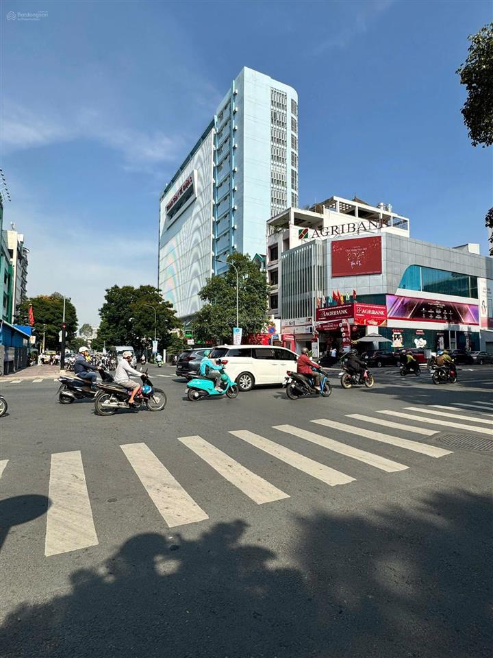 Giảm 20%! bán gấp tòa nhà ung văn khiêm q. bình thạnh  189 m2 (6x33m) h 7 tầng hđt 250tr giá 52 tỷ