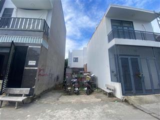 Bán đất thủ đức chỉ 3 tỷ, sổ riêng, hẻm xe hơi đường lớn, khu phân lô nhà xây khang trang