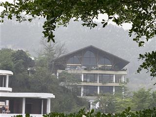 Bán biệt thự nghỉ dưỡng cao cấp dự án ivory villas & resort lương sơn , hòa bình.  0988 100 ***