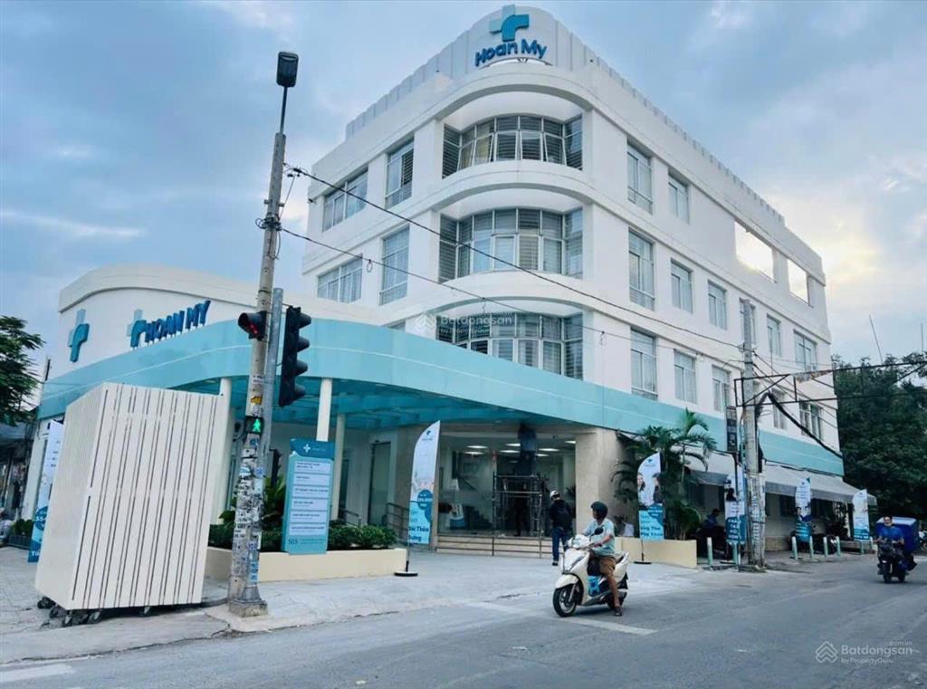 Bán tòa nhà góc 2mt nguyễn oanh  bv hoàn mỹ thuê 350tr/th  dt 16x42m  dtsd 1300m2  giá 80 tỷ