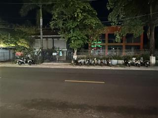 Cho thuê toà nhà mặt tiền kinh doanh quận 3 tphcm kinh doanh văn phòng nhà hàng spa thẫm mỹ .