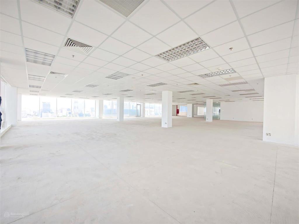 Office vip đường 3/2, hado centrosa garden, q10. dt 80220450m2, giá 55tr/th. tell 0919 167 ***