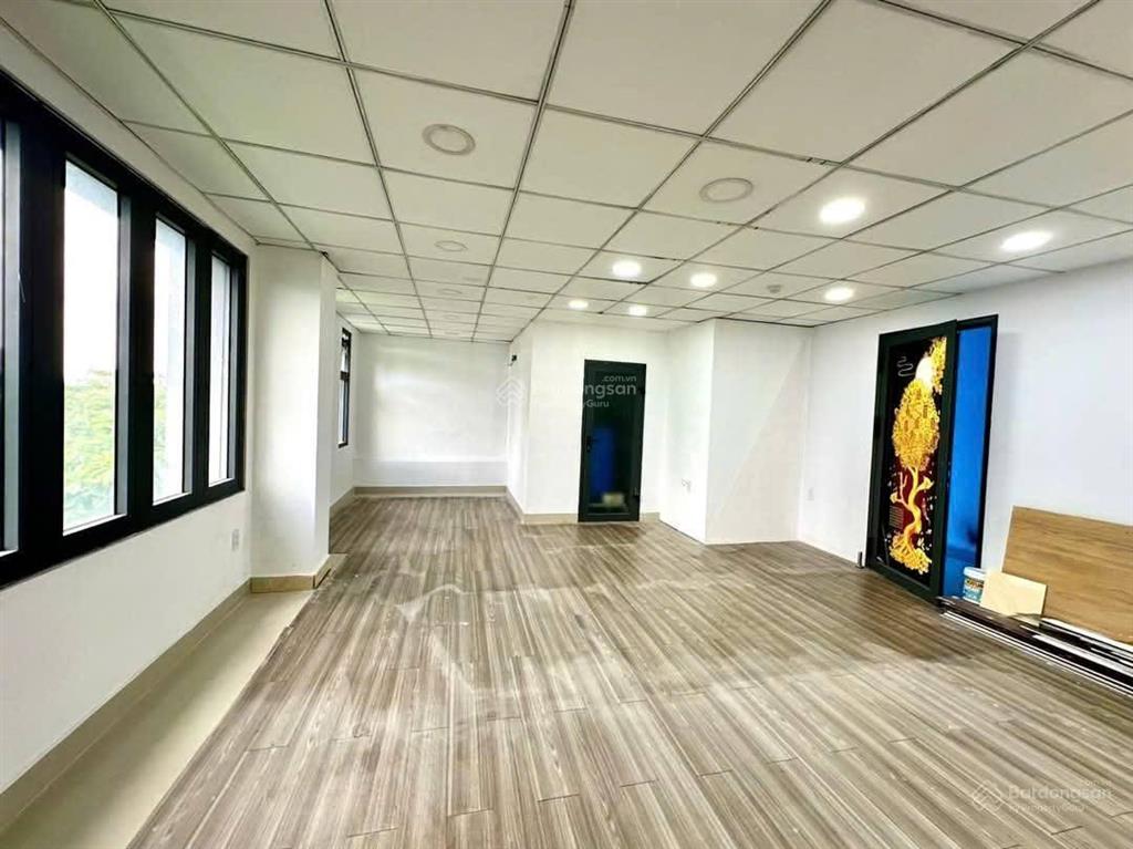 Văn phòng 8.000m hàm nghi, bến nghé, quận 1. diện tích 800m2, giá 160 triệu. (có tách nhỏ)