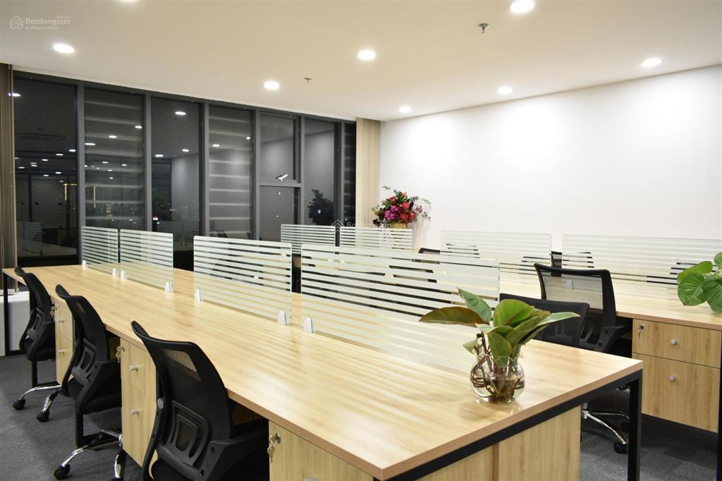 Thuê ngay vp mặt tiền cmt8, dt đa dạng từ 100m2, trung tâm quận 3, giá cực tốt chỉ 59 triệu