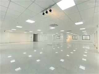 Văn phòng phùng khắc khoan, quận 1, view đẹp, tiện nghi đầy đủ, chỉ 39tr/ tháng, có sẵn nội thất