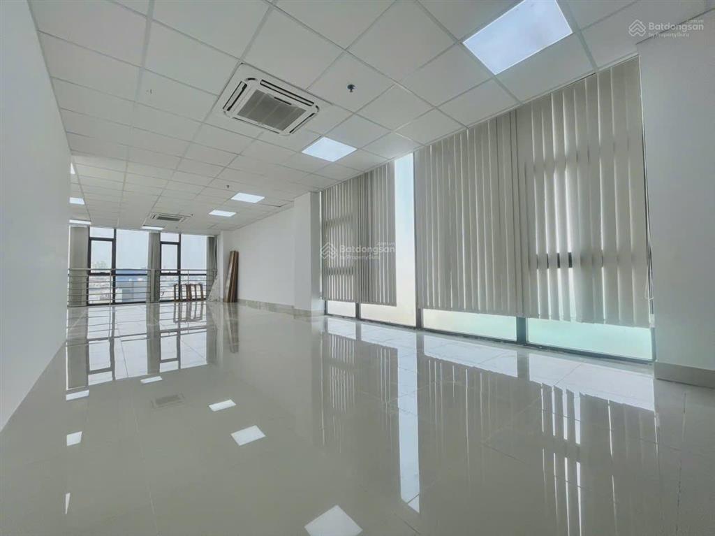 Văn phòng phùng khắc khoan, quận 1, view đẹp, tiện nghi đầy đủ, chỉ 39tr/tháng, có sẵn nội thất