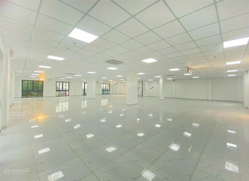 Văn phòng phùng khắc khoan, quận 1, view đẹp, tiện nghi đầy đủ, chỉ 39tr/tháng, có sẵn nội thất